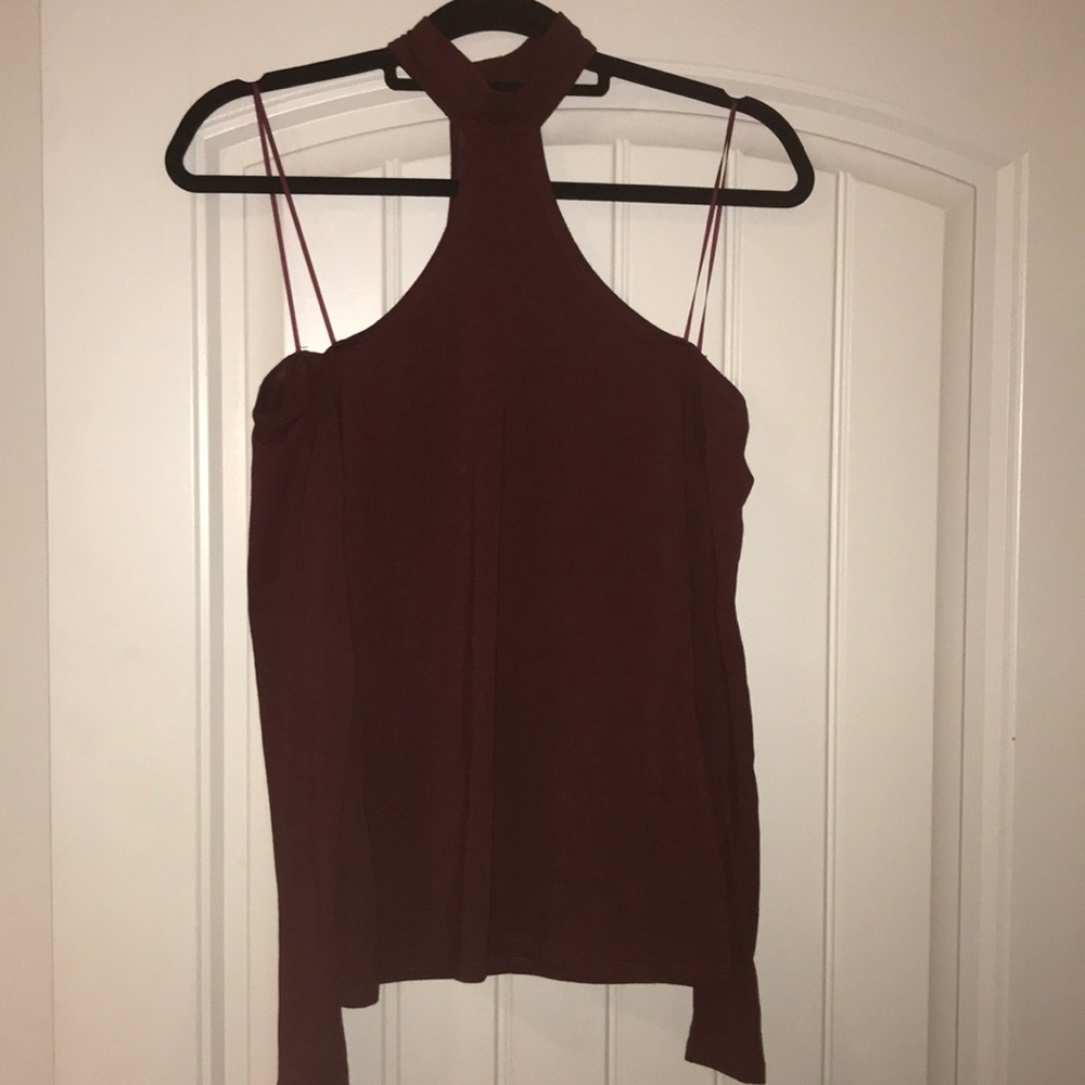 Burgundy shoulder cut out top from express